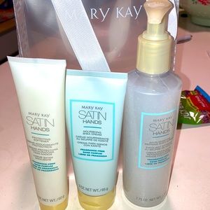 Satin Hands Complete Set